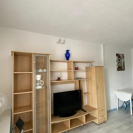 Studio Pres Du Port, A 800m De La Plage - Fr-1-732-88
